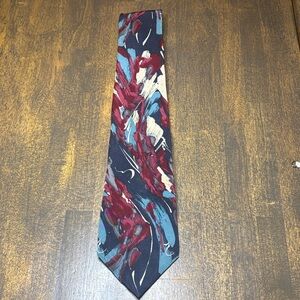 JT Beckett Abstract Tie